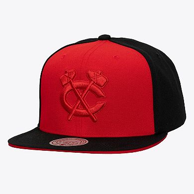 Men's Mitchell & Ness Red/Black Chicago Blackhawks Color Pop Snapback Hat
