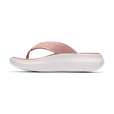Clarks® Cloudsteppers Solevana Post Women's Cushioned Flip Flops