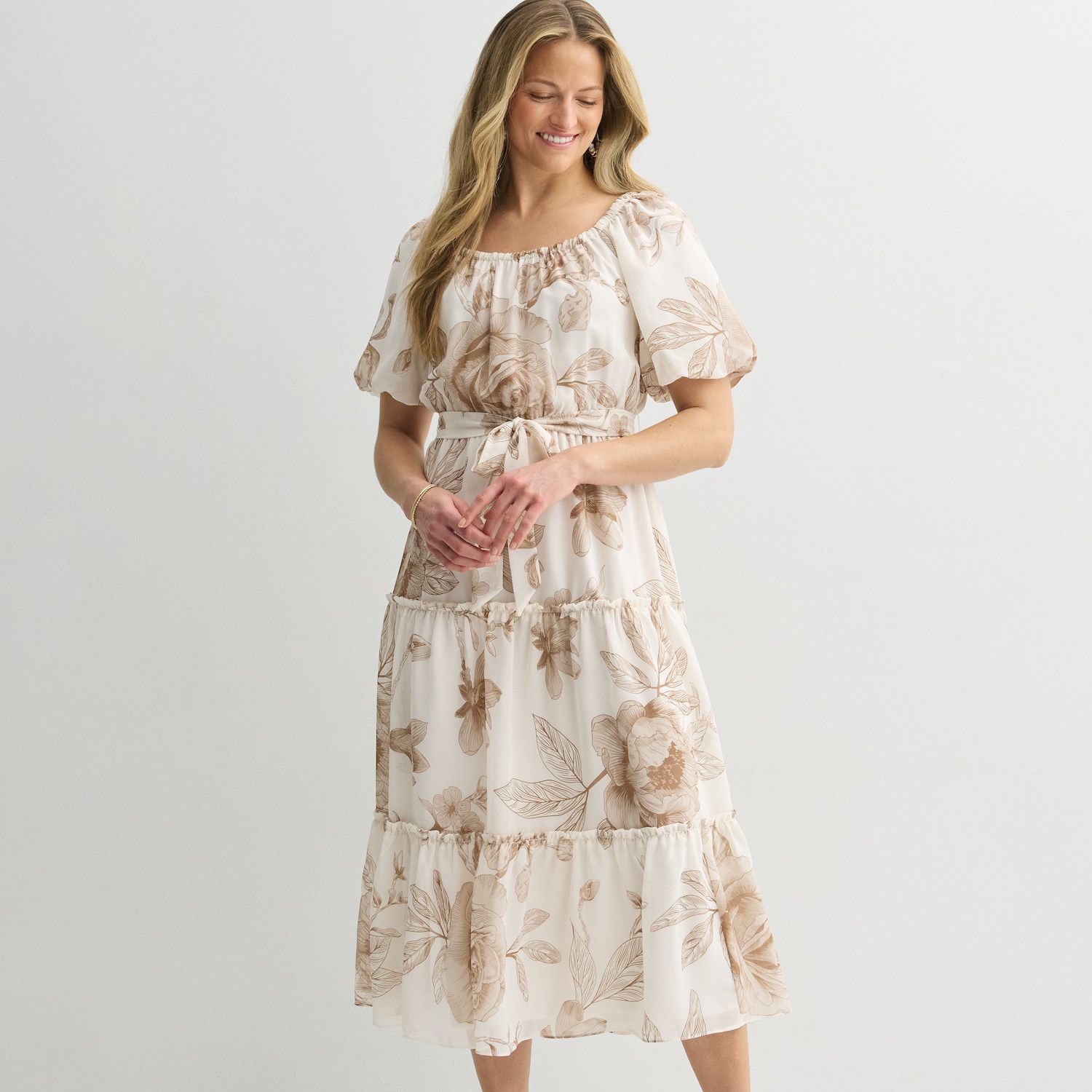 Женские платья Sandra Darren Puff Sleeve Tiered Maxi Dress