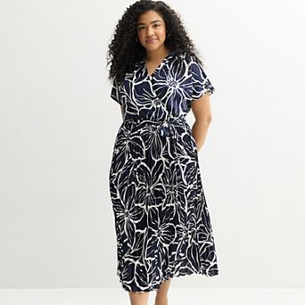 Plus Size Sandra Darren Surplice Pleated Midi Dress