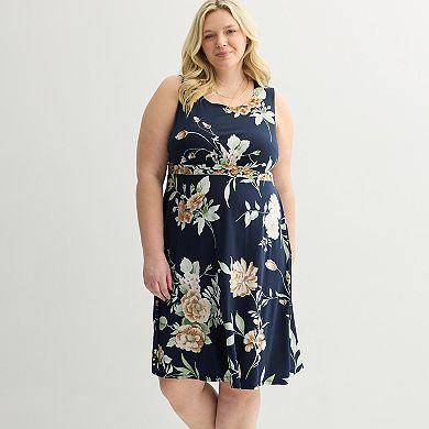 Plus Size Sandra Darren 2-Piece Jacket & Scoopneck Dress Set