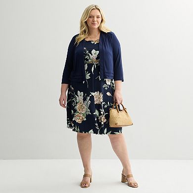 Plus Size Sandra Darren 2-Piece Jacket & Scoopneck Dress Set