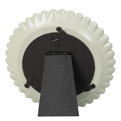 Belle Maison Round Scalloped Resin 4" x 4" Frame