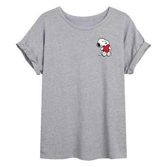 Juniors' Peanuts Snoopy Hugging Heart Oversized Tee