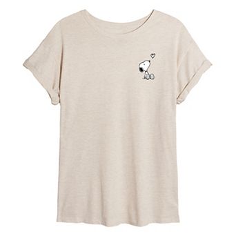 Juniors' Peanuts Snoopy Heart Oversized Tee
