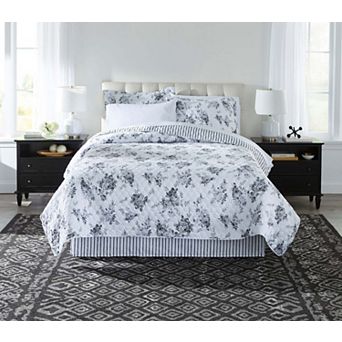 BrylaneHome Reversible 8 pc Bed In A Bag Quilt Set