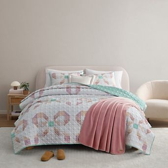 Bearpaw Aubrey Bow Quilt Set with Shams