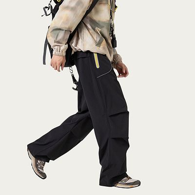 Men's Wide Leg Cargo Pants with Oversized Pockets and Adjustable