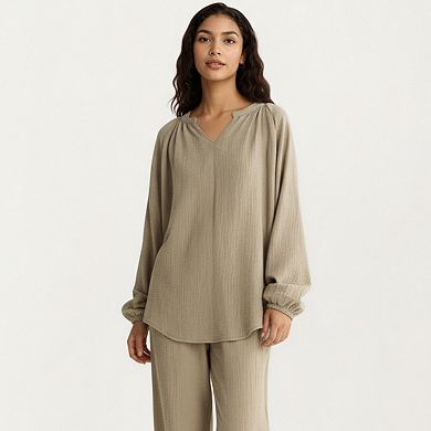 Women's 2-Piece Set Textured Long Sleeve Top with Split Neckline and Relaxed Fit Lounge Pants
