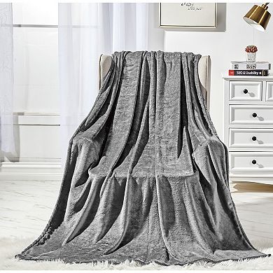 Hydrophobic Polyester Microplush & Microfiber All Season Throw Blanket