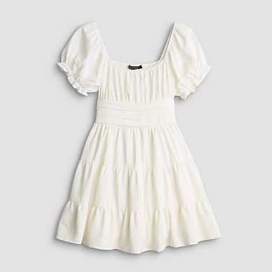 Juniors' Mary & Mo Puff Sleeve Airflow Dress