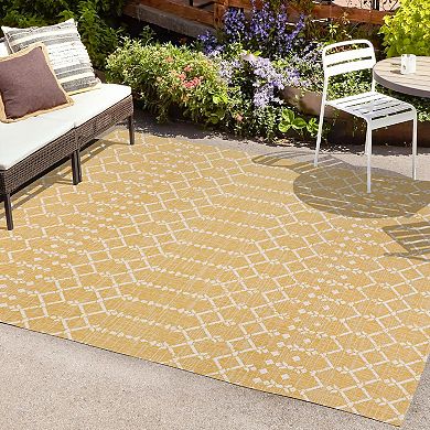 Ourika Moroccan Geometric Textured Weave Light Indoor/Outdoor Area Rug