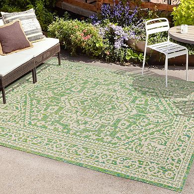 Sinjuri Medallion Textured Weave Indoor/outdoor Area Rug