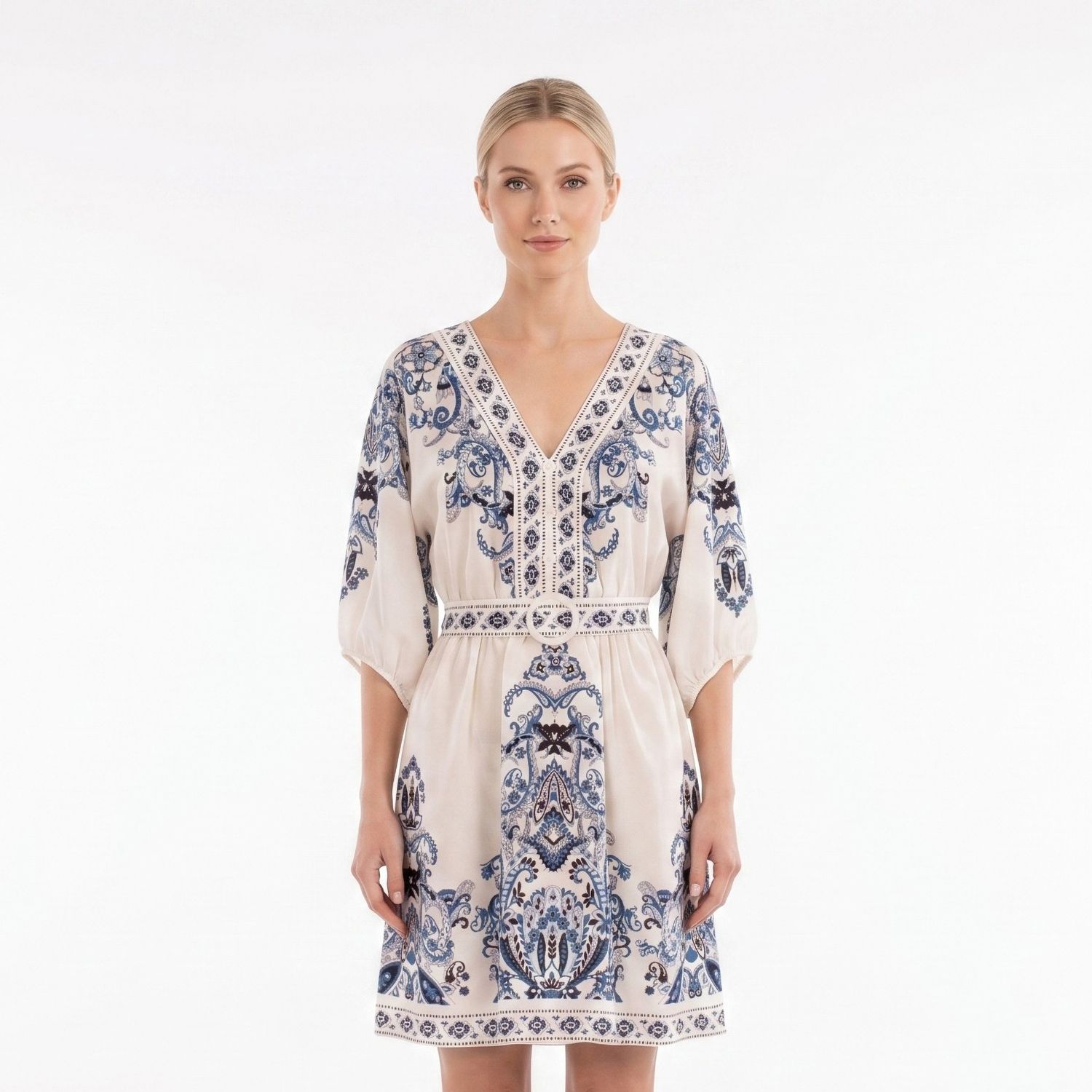 Женские платья Maison Tara Placement Print Belted Short Dress