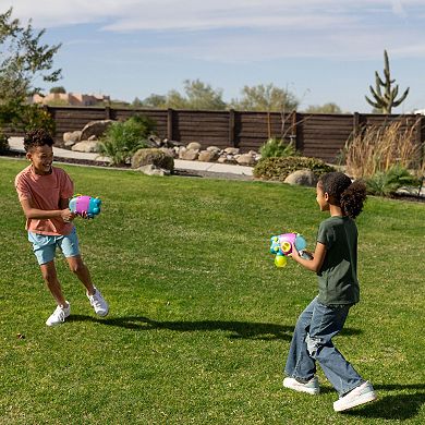 Chuckle & Roar 2-in-1 Bubble & Water Electric Blaster