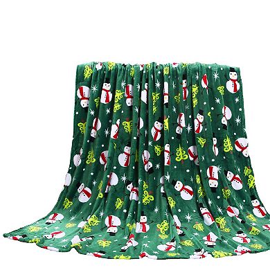 Kate Aurora Ultra Soft and Cozy Christmas Green Santa Plush Accent Throw Blanket
