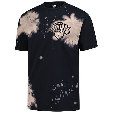 Men's New Era Black New York Knicks Injection Bleached Out Raw Edge Oversized T-Shirt
