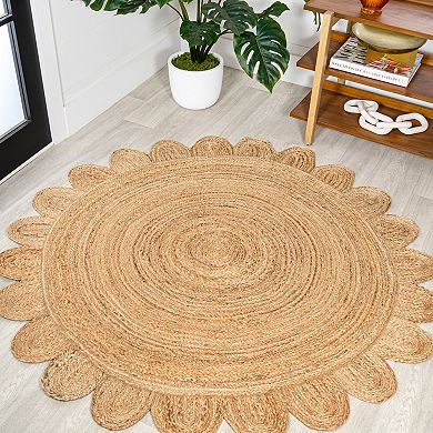 Petal Boho Jute Scalloped Circle Area Rug