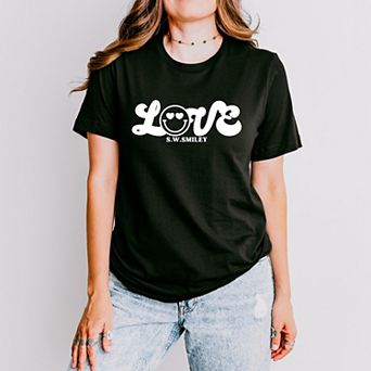 S.W.Smiley Love Cursive - Women's Short Sleeve Graphic T-Shirt