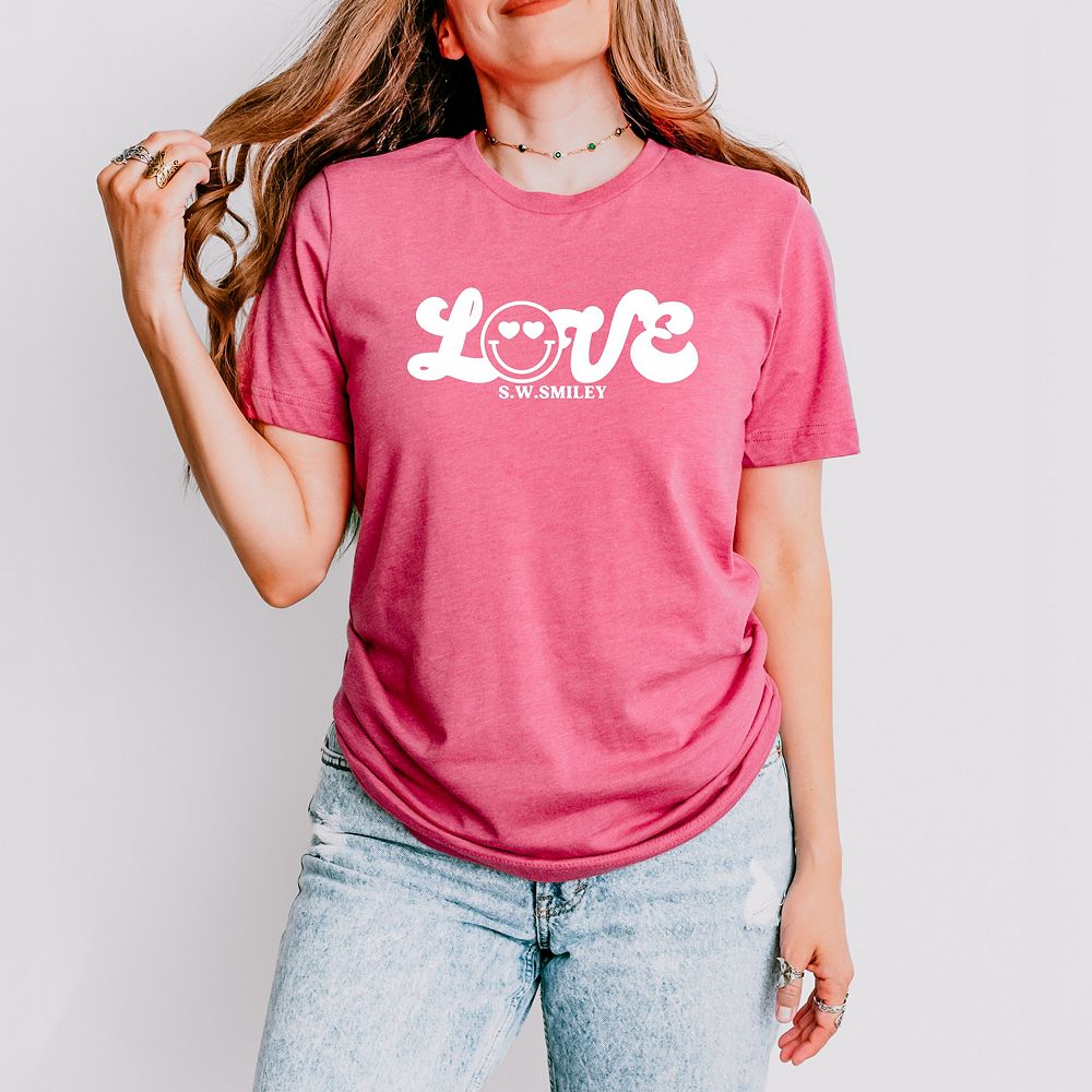 S.W.Smiley Love Cursive - Women's Short Sleeve Graphic T-Shirt