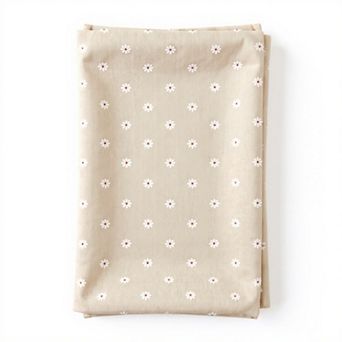 Dainty Daisy Print Tablecloth with Soft Neutral Background