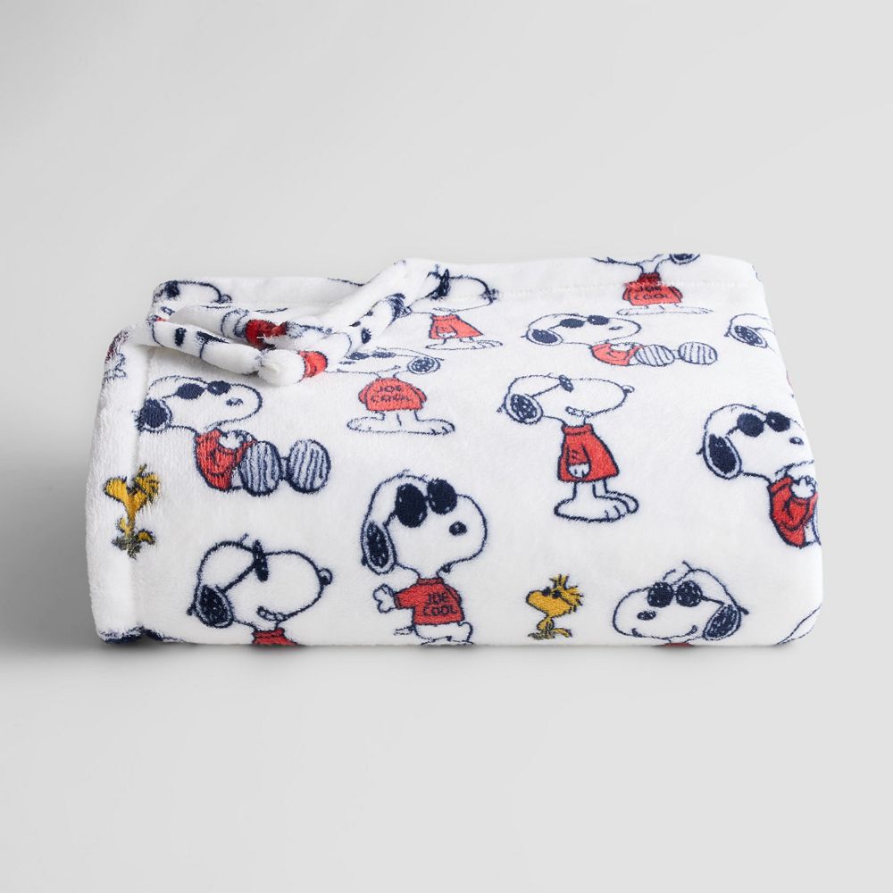 The Big One® Peanuts Snoopy & Woodstock Joe Cool Plush Throw Blanket