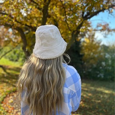 CTM Women's Sherpa Reversible Bucket Hat
