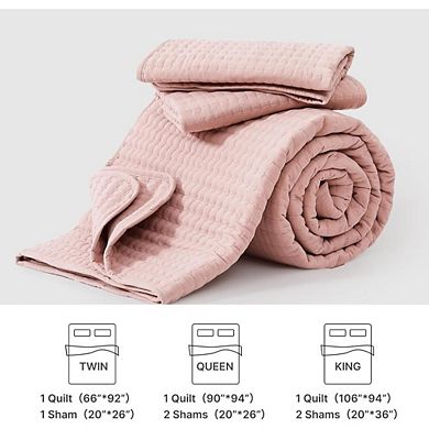 Fabibe Quilt With 2 Pillow Shams