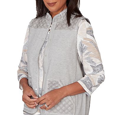 Petite Alfred Dunner Quilted Snap Front Vest