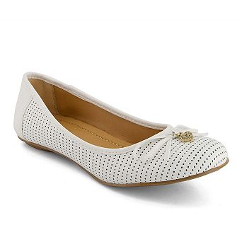 Andrea Women's Laser Cut Pattern Ballerinas 69431