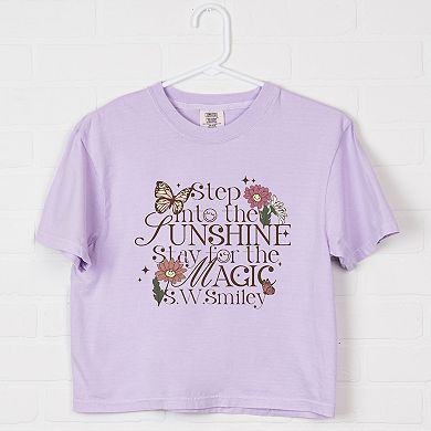 S.W.Smiley Step Into The Sunshine - Women's Boxy Crop Top Graphic T-Shirt