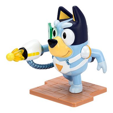 Bluey Studio Collection Surprise Blaster Bluey Collectible Figure