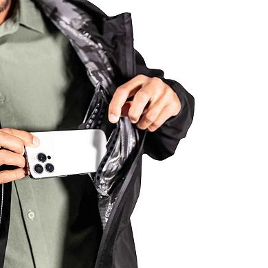 Waterproof rain jacket with waterproof pockets