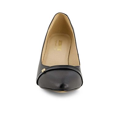 Andrea Women's Pointed Toe Pumps 67198