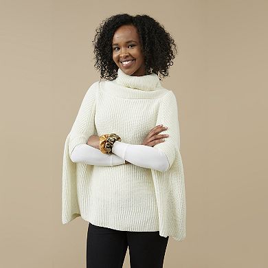 Hadley Wren White Victoria Knit Poncho