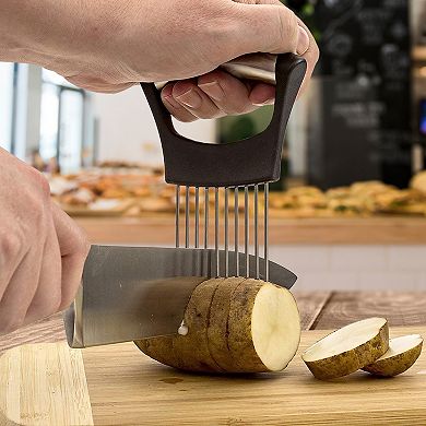 Cheer Collection Stainless Steel Onion Holder for Safe Slicing and Even Cuts on Vegetables and Meat