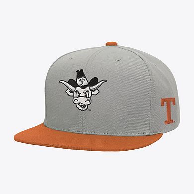 Men's Mitchell & Ness Gray/Texas Orange Texas Longhorns Plaid OG Snapback Hat