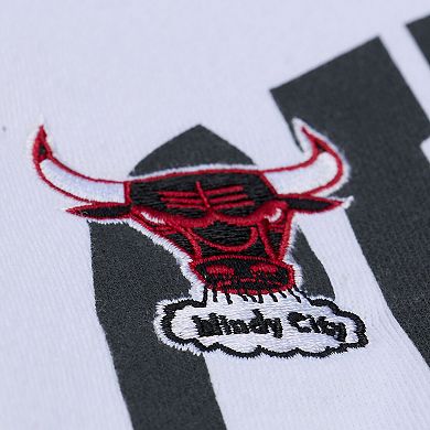 Women's Mitchell & Ness White Chicago Bulls Lightweight Block Letter Sweatshirt
