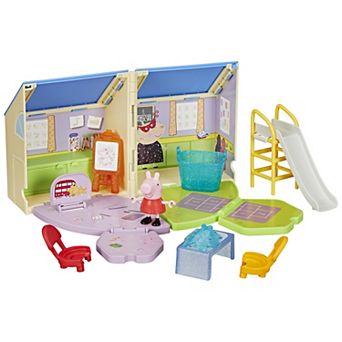 Hasbro Peppa Pig Pop-Open Playground Playset