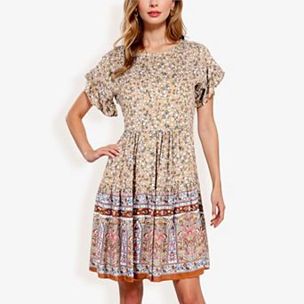 Women's Bohemian Floral Print Short Sleeve Swing Fashion Dress With Crew Neckline