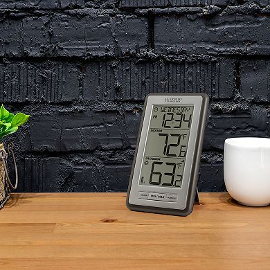 La Crosse Technology Digital Wireless Temperature Station & Indoor Humidity Monitor