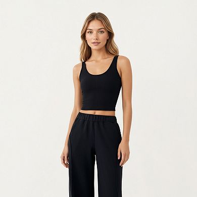 Women's Ribbed Cropped Active Tank Top with Scoop Neckline Contoured Seam Detail
