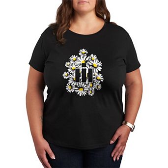Plus Size Case IH Logo Daisies Graphic Tee