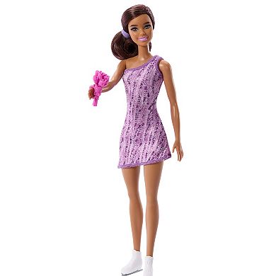 Barbie Careers Ice Skater Doll & Accessory Fashion Doll with Removable Skating Look