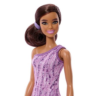Barbie Careers Ice Skater Doll & Accessory Fashion Doll with Removable Skating Look