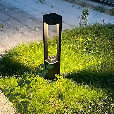 Solar Powered Outdoor Landscaping Path Lights