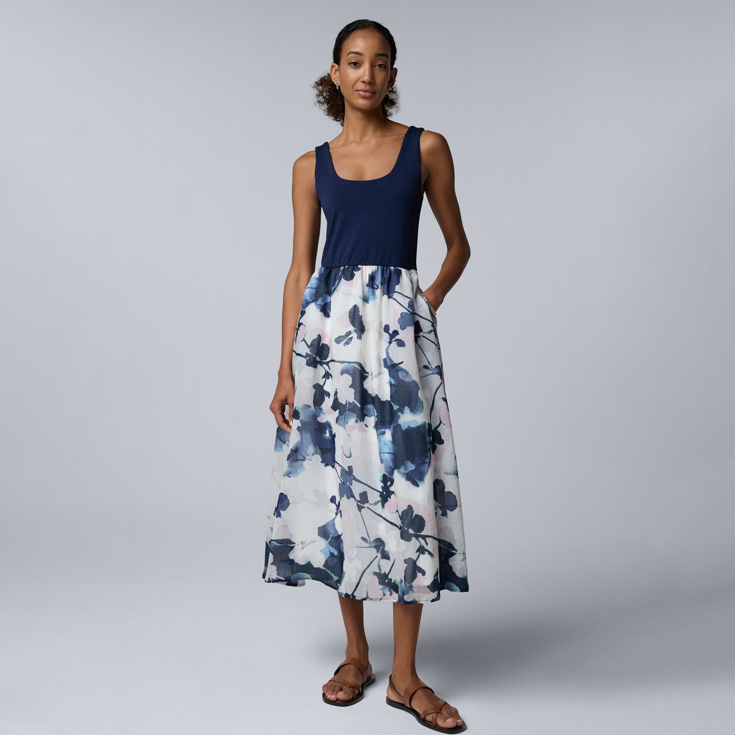 Женские платья Simply Vera Vera Wang Petite Simply Vera Vera Wang Mixed Media Midi Dress