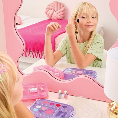 Make It Real 136-pc. Beauty 2-Go! Cosmetic Set with Tray Compartments