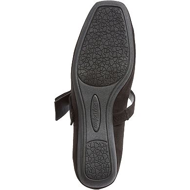 Comfortview Women's The Bobbi Flat