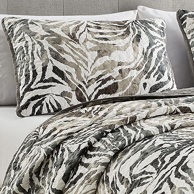 ESCA Gray Tiger Print Quilt Set